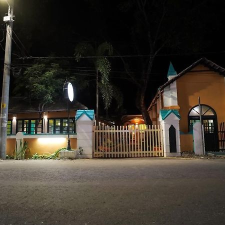 Bed and Breakfast Elphinstone Residency Kochi Екстер'єр фото