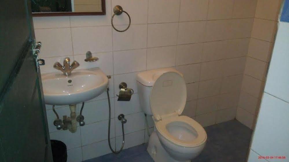 Bed and Breakfast Elphinstone Residency Kochi Екстер'єр фото