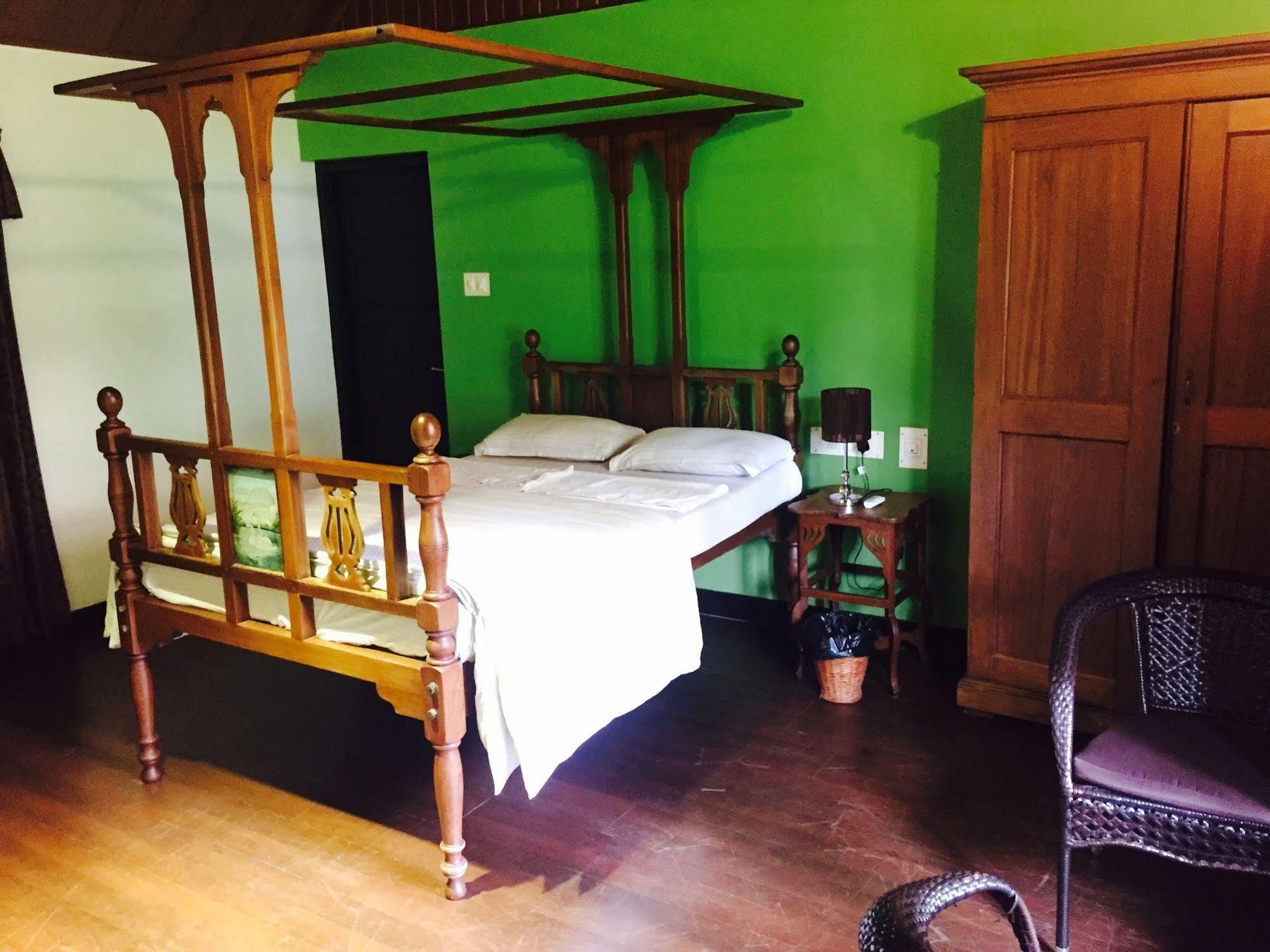 Bed and Breakfast Elphinstone Residency Kochi Екстер'єр фото
