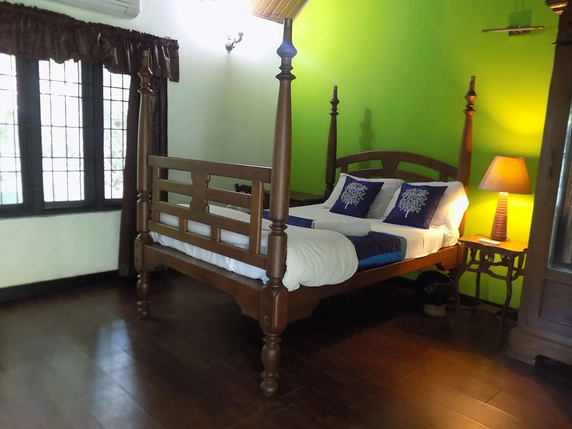 Bed and Breakfast Elphinstone Residency Kochi Екстер'єр фото